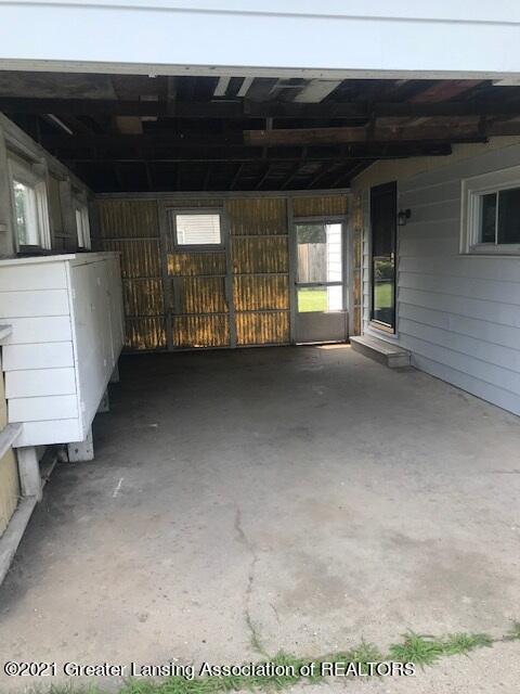 213 Keeney Street Perry, MI 48872 - Photo 8 of 10 thumbnail_image001 (6)