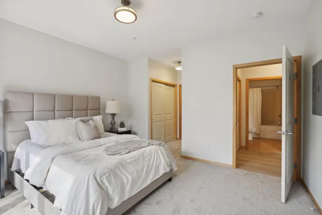 $265,000 | 10806 South Shore Drive, Unit 103, Plymouth, MN 55441