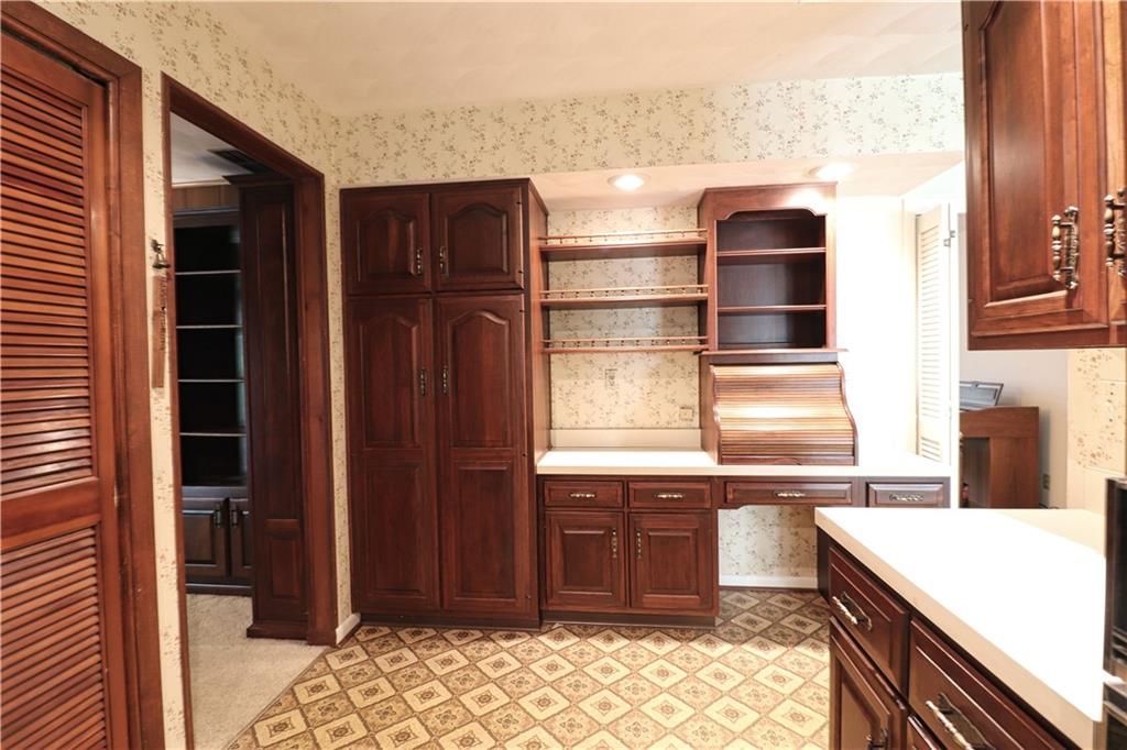 2237 Colt Road Indianapolis, IN 46227 - Photo 5 of 23 Gallery Image 5