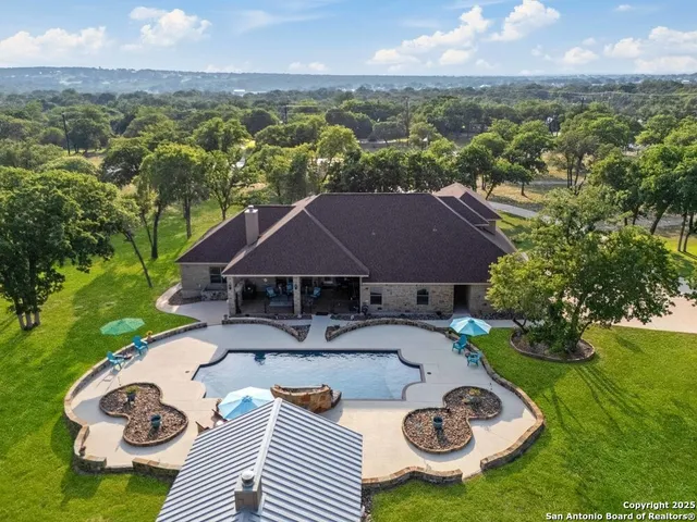 $1,299,000 | 7627 Farm To Market 775, La Vernia, TX 78121