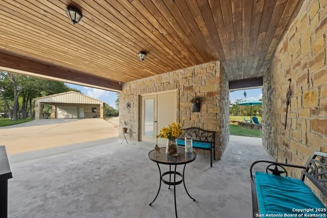 $1,299,000 | 7627 Farm To Market 775, La Vernia, TX 78121