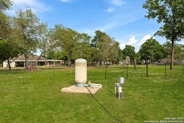 $1,299,000 | 7627 Farm To Market 775, La Vernia, TX 78121