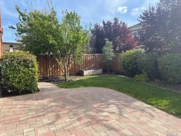 $3,450 | 436 Potters Lane, Vacaville, CA 95687