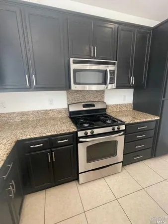 $3,450 | 436 Potters Lane, Vacaville, CA 95687