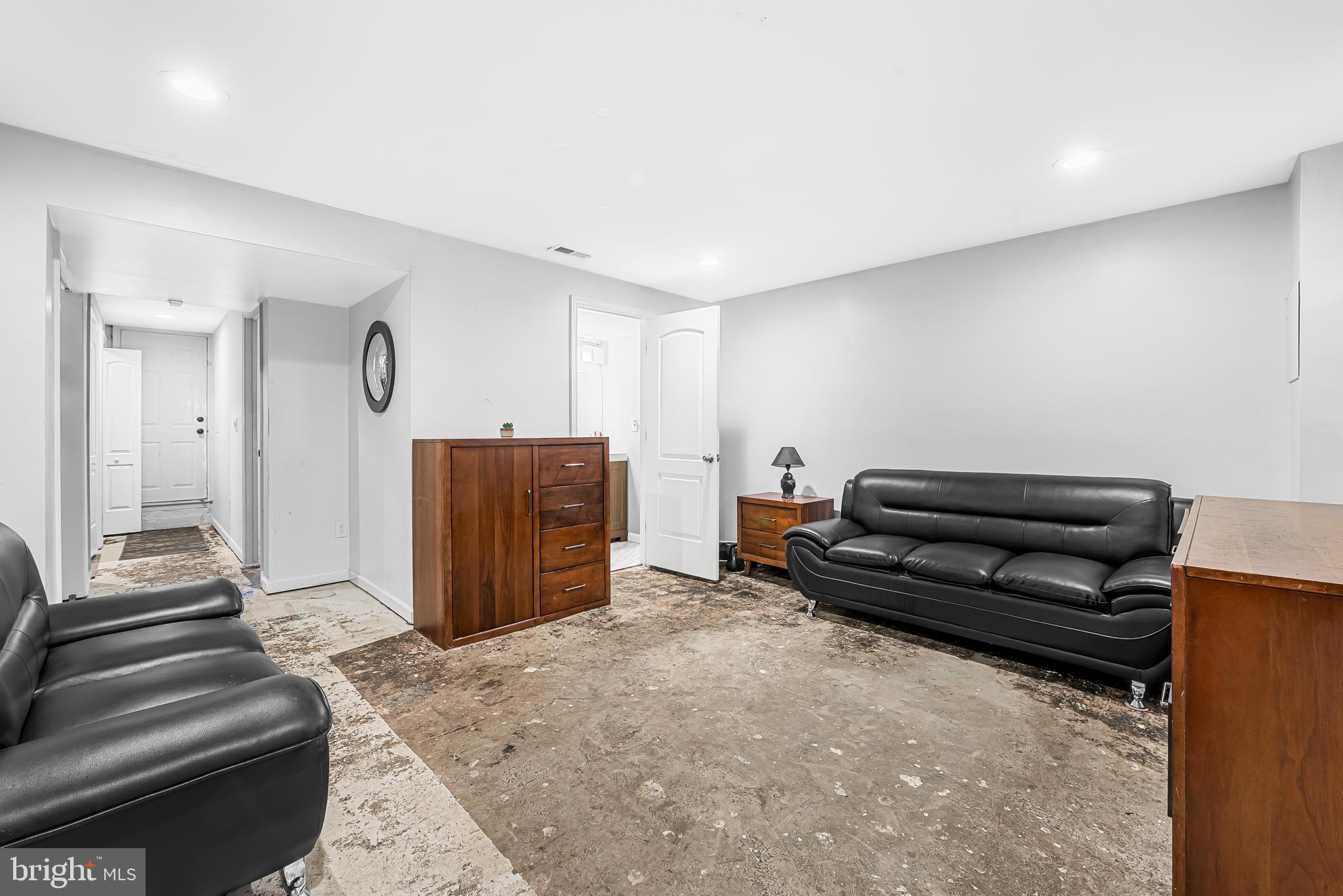 4213 Rokeby Road Baltimore, MD 21229 - Photo 19 of 24