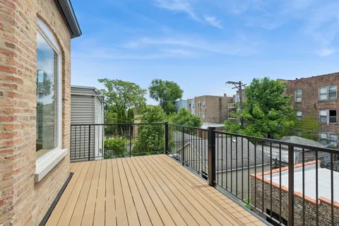 $1,900,000 | 2647 West Walton Street, Chicago, IL 60622