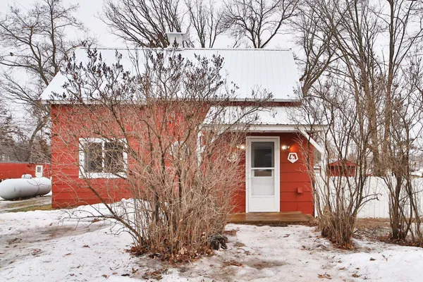 $209,000 | 3845 Carlson Avenue, Cushing, MN 56443