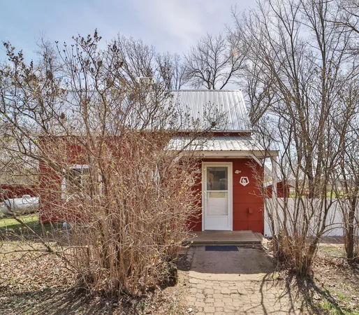 $194,000 | 3845 Carlson Avenue, Cushing, MN 56443