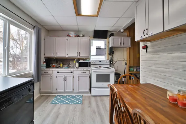 $199,000 | 3845 Carlson Avenue, Cushing, MN 56443