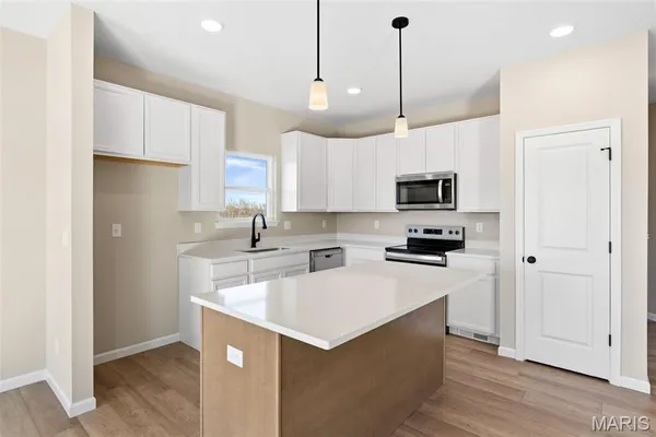 $333,000 | 411 Daniel Court, New Haven, MO 63068