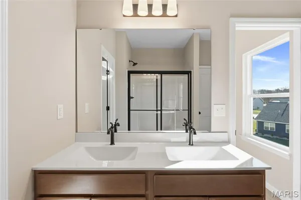 $333,000 | 411 Daniel Court, New Haven, MO 63068