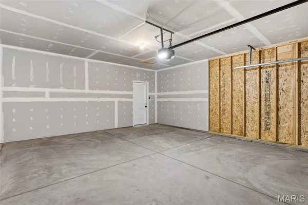 $333,000 | 411 Daniel Court, New Haven, MO 63068