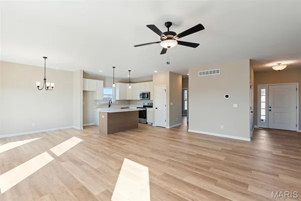 $333,000 | 411 Daniel Court, New Haven, MO 63068