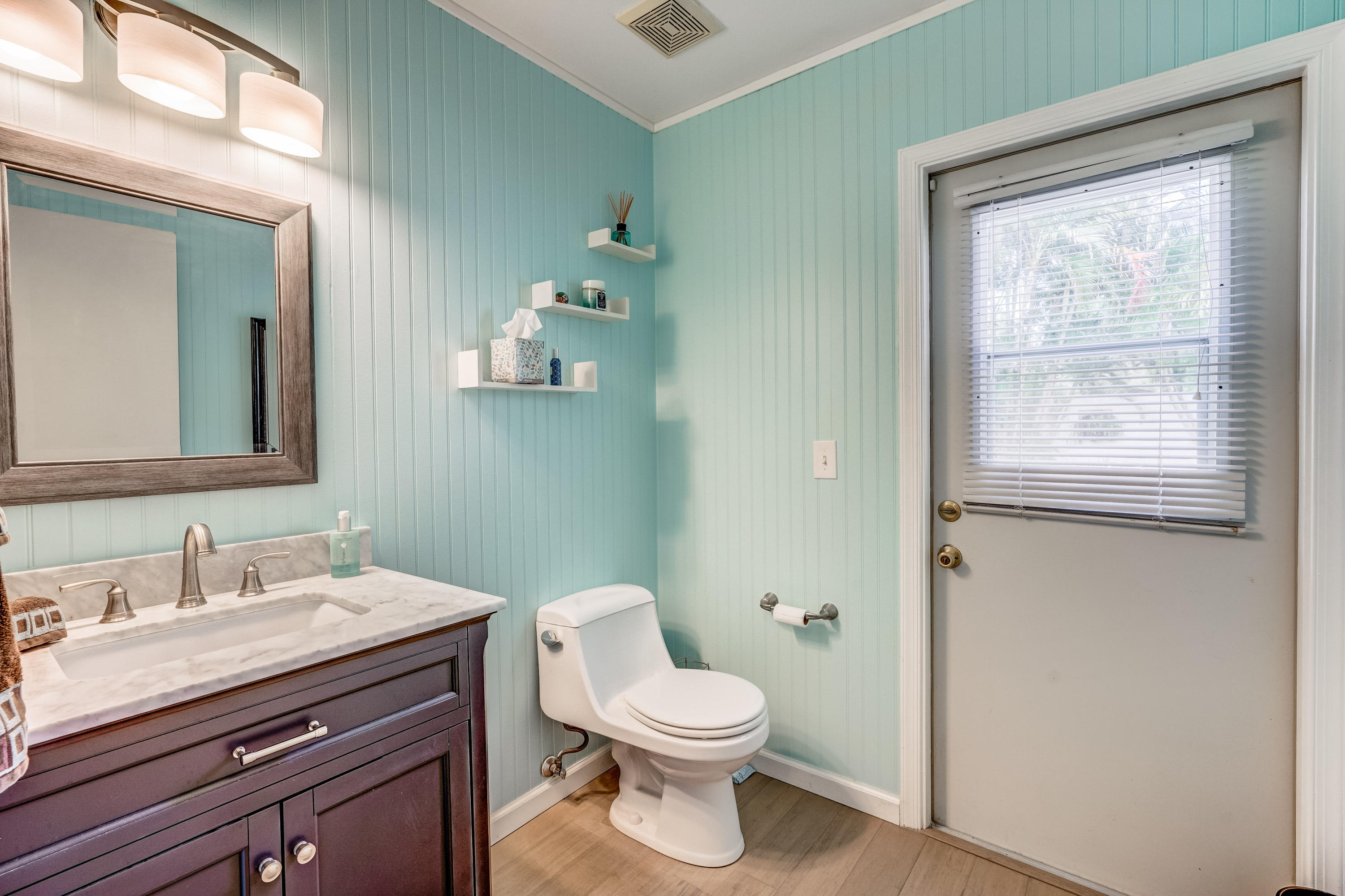 141 St Michaels Court Jupiter, FL 33458 - Photo 15 of 37 Cabana Bath