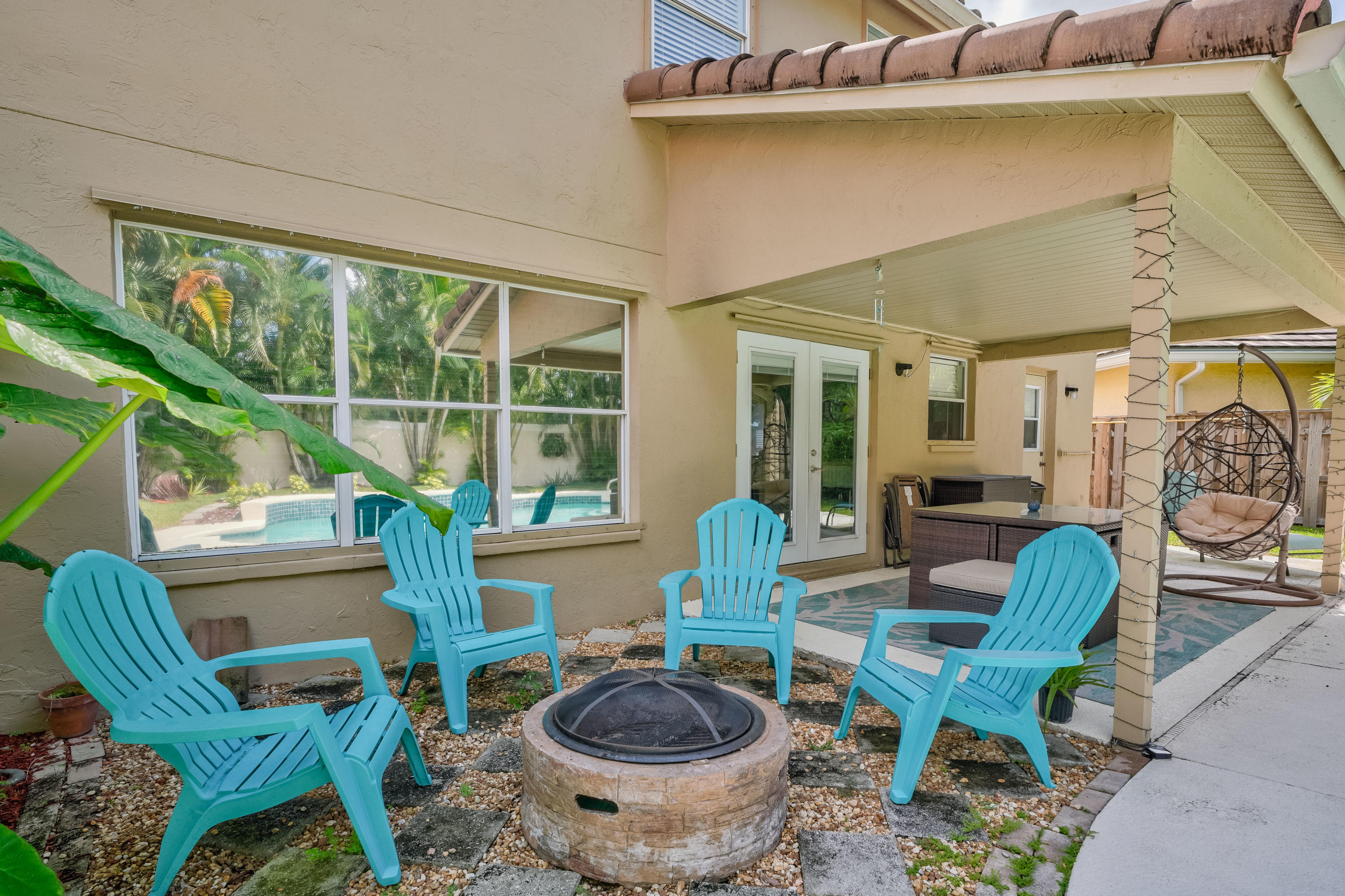 141 St Michaels Court Jupiter, FL 33458 - Photo 30 of 37 Fire Pit