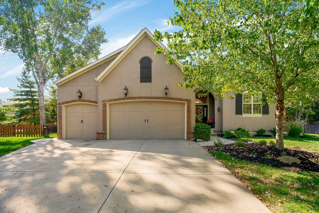 10237 Marion Street Lenexa, KS 66220 - Photo 1 of 1