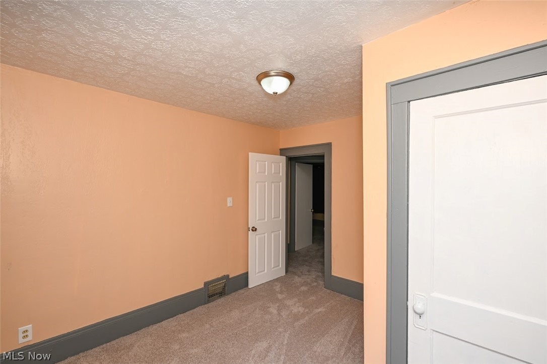77 West Mildred Avenue Akron, OH 44310 - Photo 21 of 40
