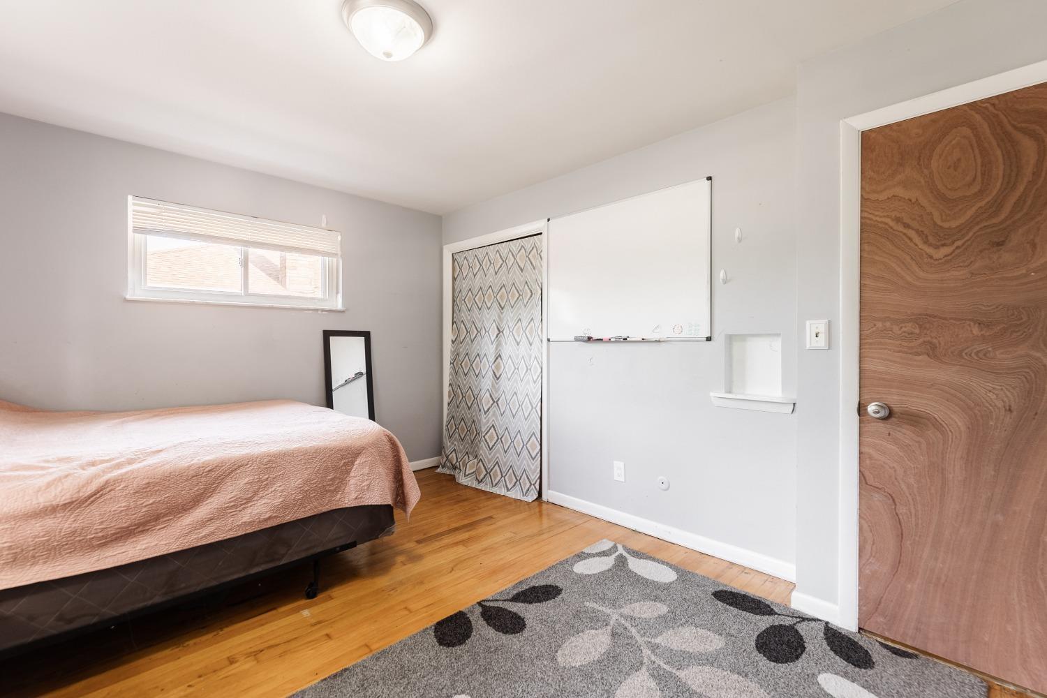 3122 Dickinson Avenue Cincinnati, OH 45211 - Photo 16 of 29 Gallery Image 16