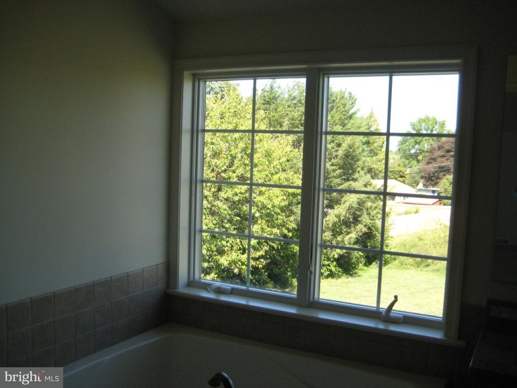 1250 Fonderwhite Road, Unit 1 Lebanon, PA 17042 - Photo 12 of 16 Gallery Image 12