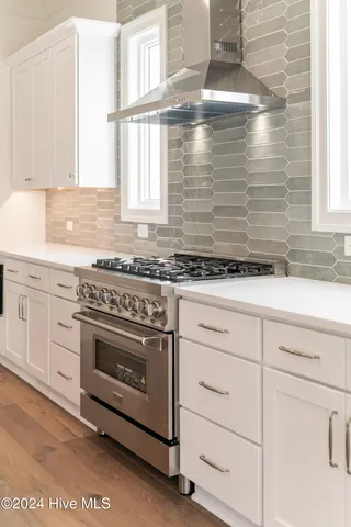 $719,900 | 138 Pine Tree Point, Snow Hill, NC 28580