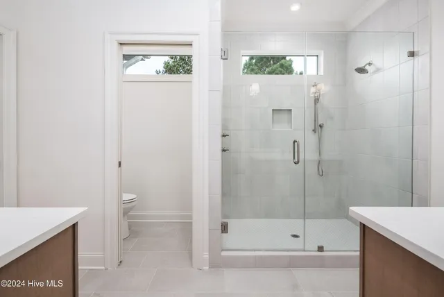 $719,900 | 138 Pine Tree Point, Snow Hill, NC 28580