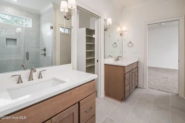 $719,900 | 138 Pine Tree Point, Snow Hill, NC 28580