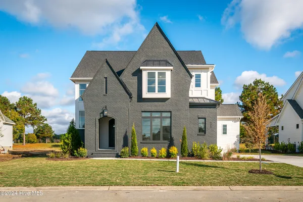 $719,900 | 138 Pine Tree Point, Snow Hill, NC 28580
