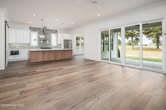 $719,900 | 138 Pine Tree Point, Snow Hill, NC 28580