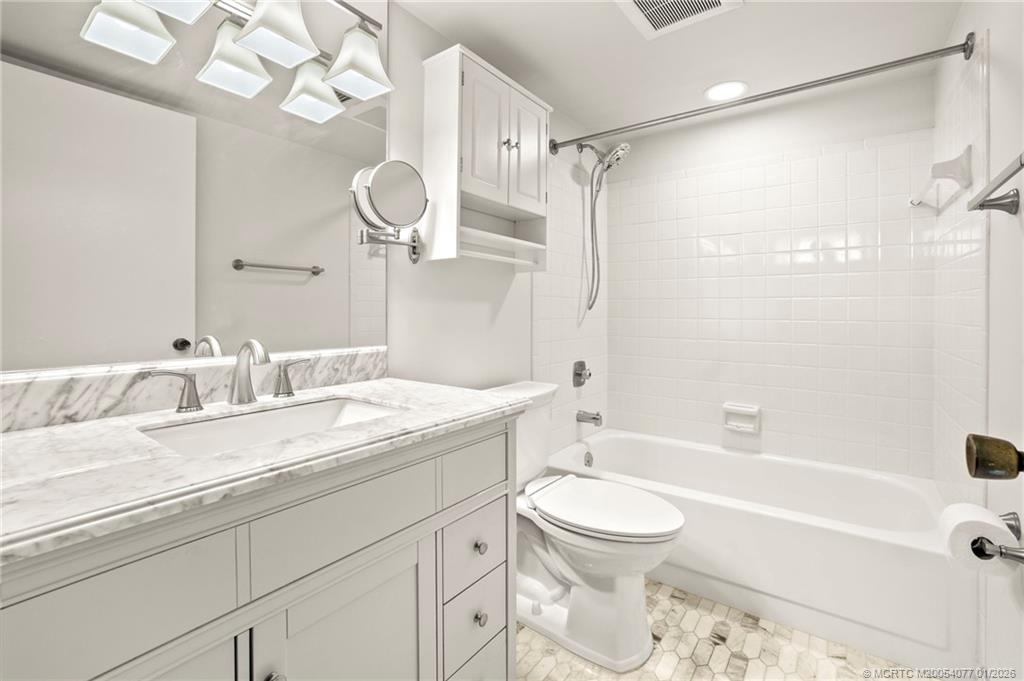 1950 Southwest Palm City Road, Unit 6105 Stuart, FL 34994 - Photo 26 of 37