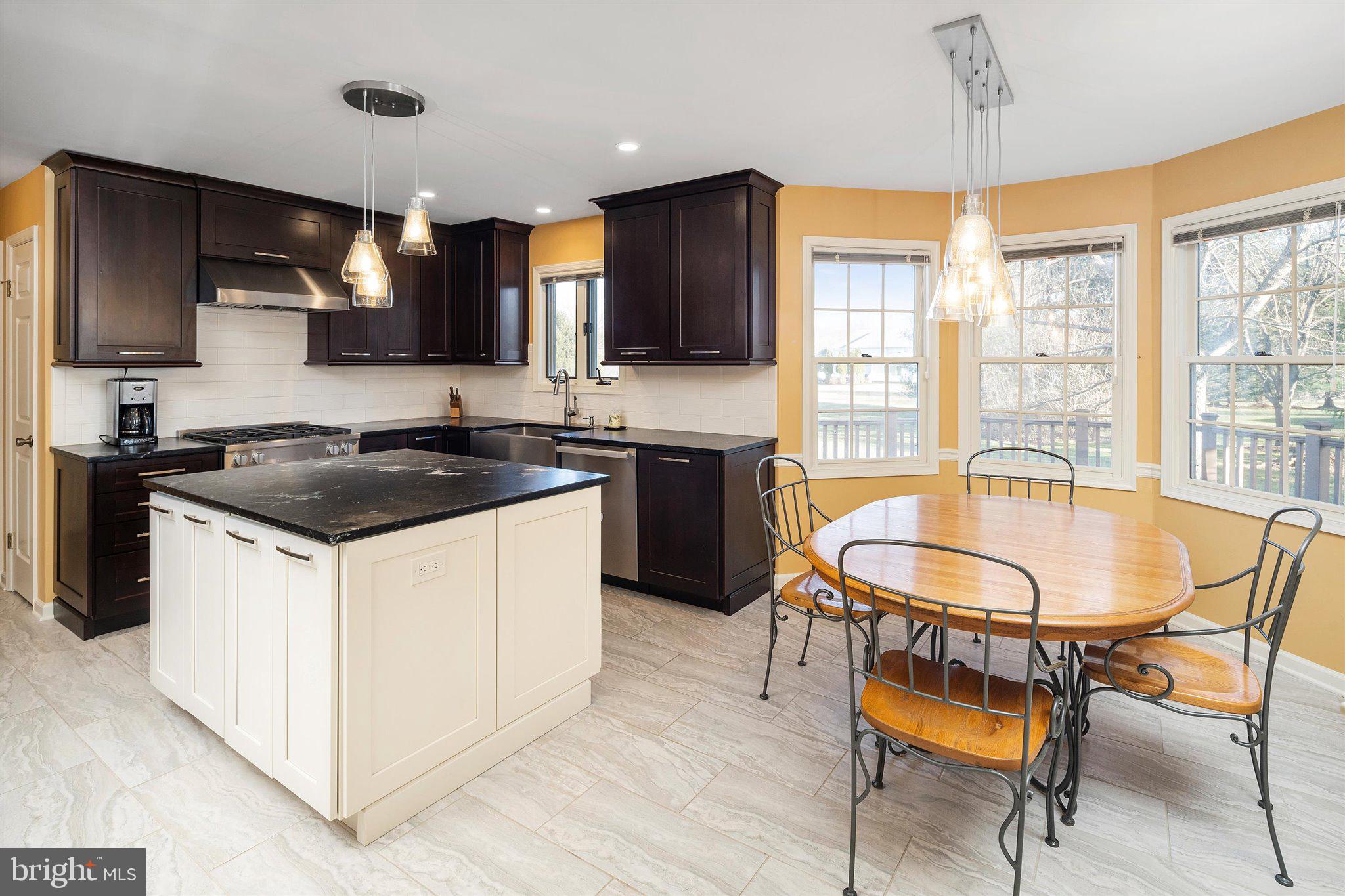 29 Priory Road Princeton Junction, NJ 08550 - Photo 3 of 35