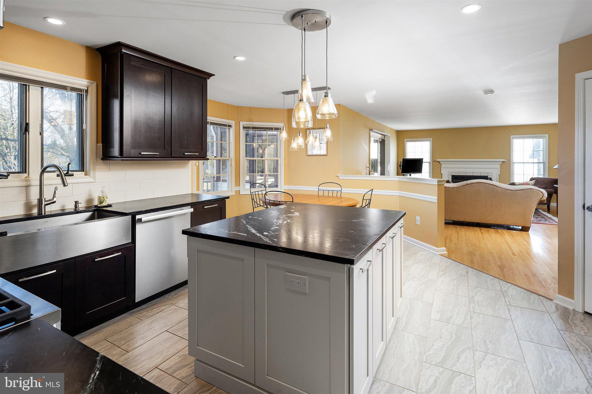 29 Priory Road Princeton Junction, NJ 08550 - Photo 5 of 35