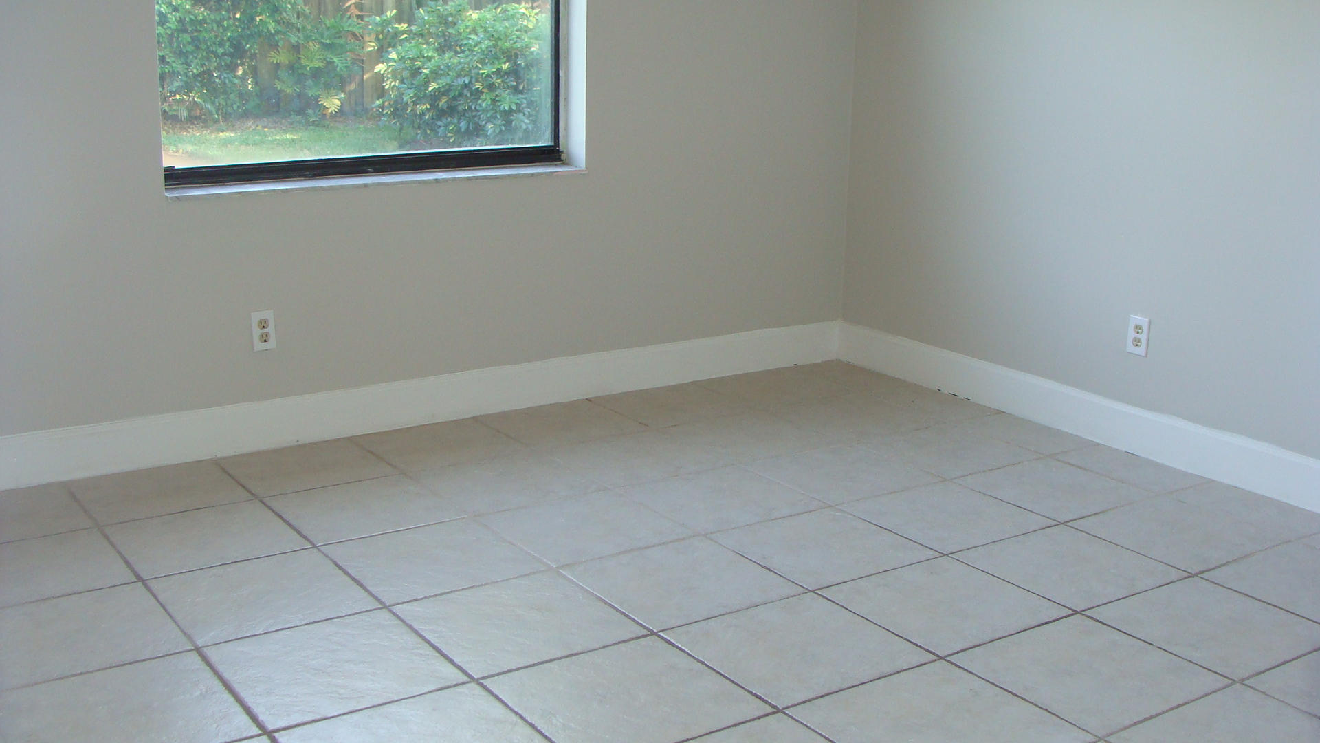 17754 Foxglove Lane Boca Raton, FL 33487 - Photo 23 of 33 Guest Bedroom 1st Floor