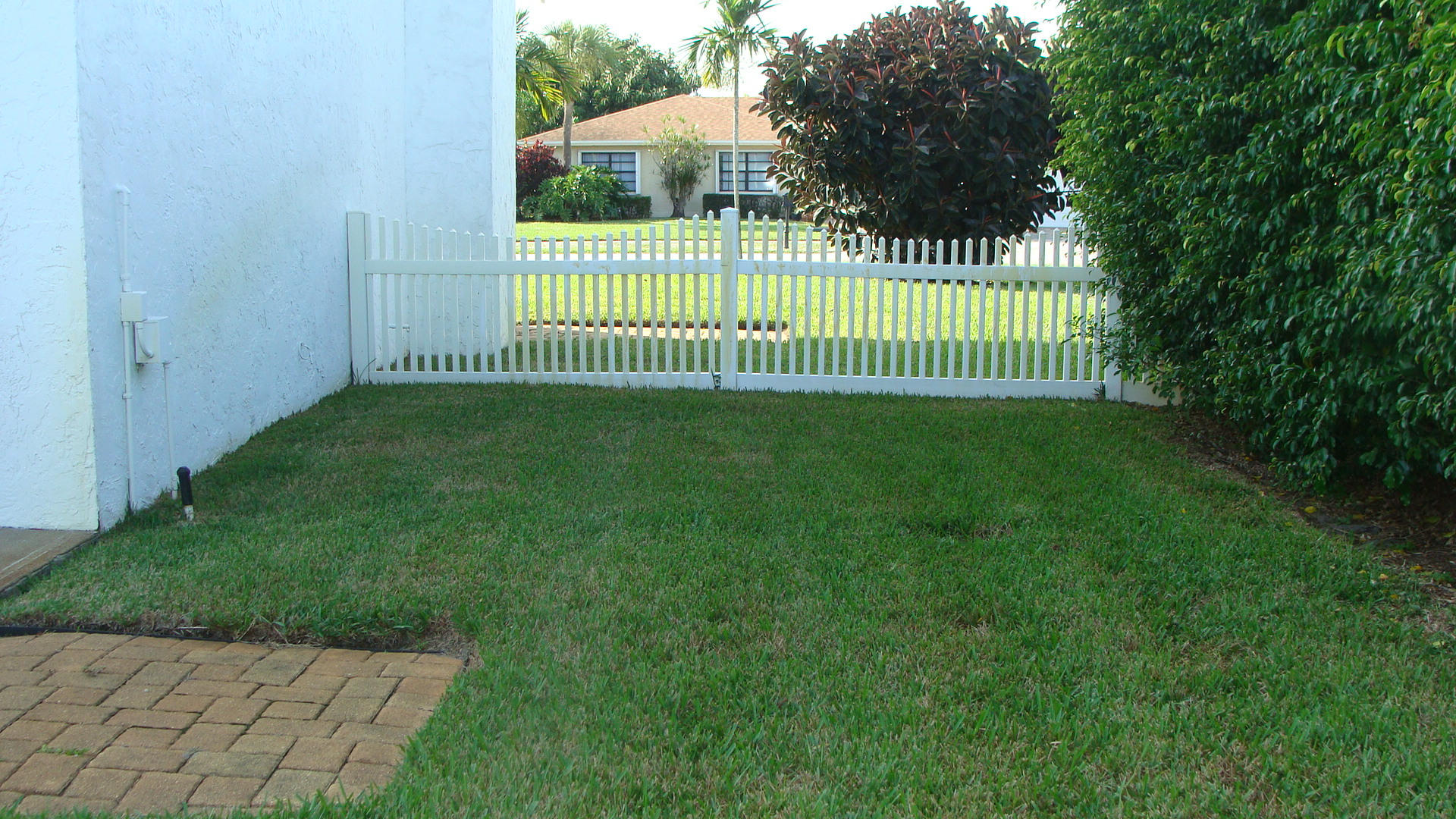 17754 Foxglove Lane Boca Raton, FL 33487 - Photo 28 of 33 Yard