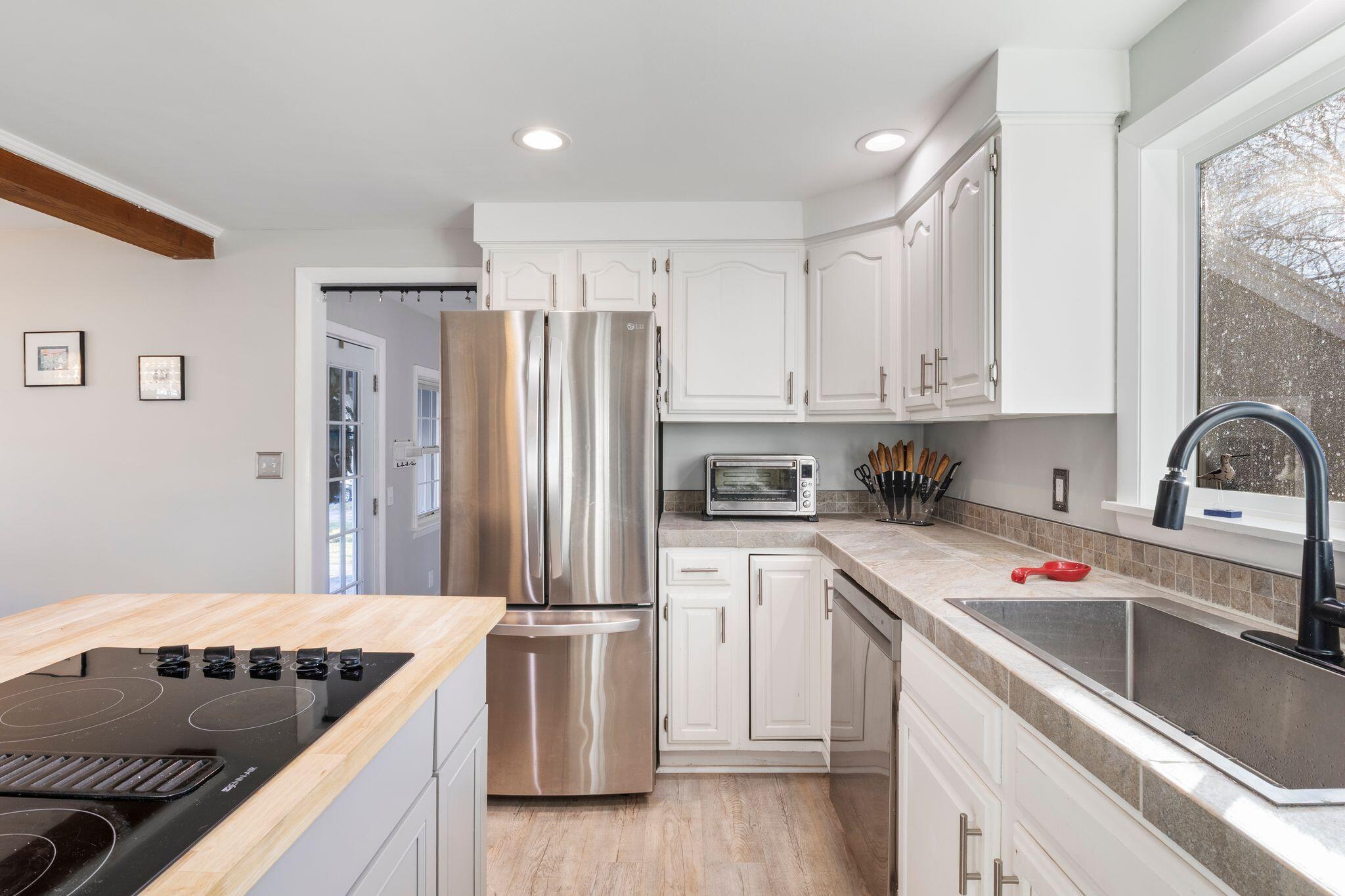 4 Jewett Road Cape Elizabeth, ME 04107 - Photo 12 of 41 4_Jewett_Rd_12