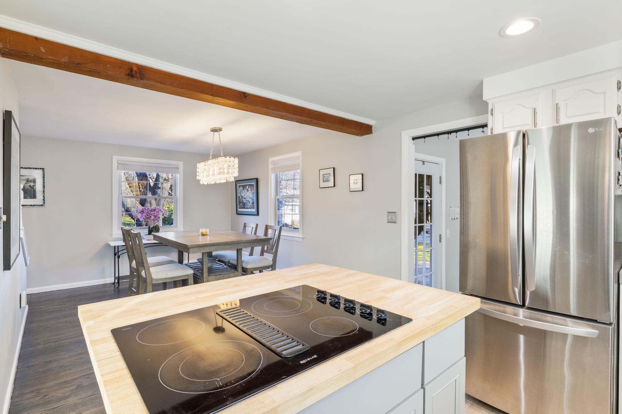 4 Jewett Road Cape Elizabeth, ME 04107 - Photo 13 of 41 4_Jewett_Rd_13