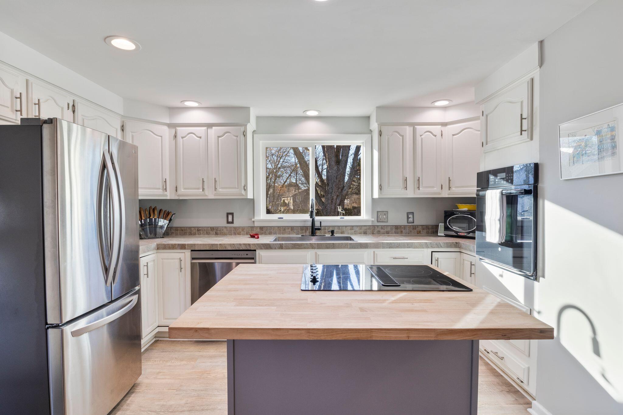 4 Jewett Road Cape Elizabeth, ME 04107 - Photo 10 of 41 4_Jewett_Rd_10