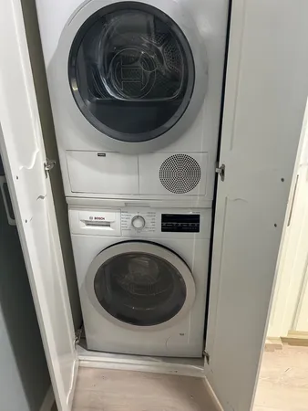 $2,000 | 359 North Post Oak Lane, Unit 121, Houston, TX 77024