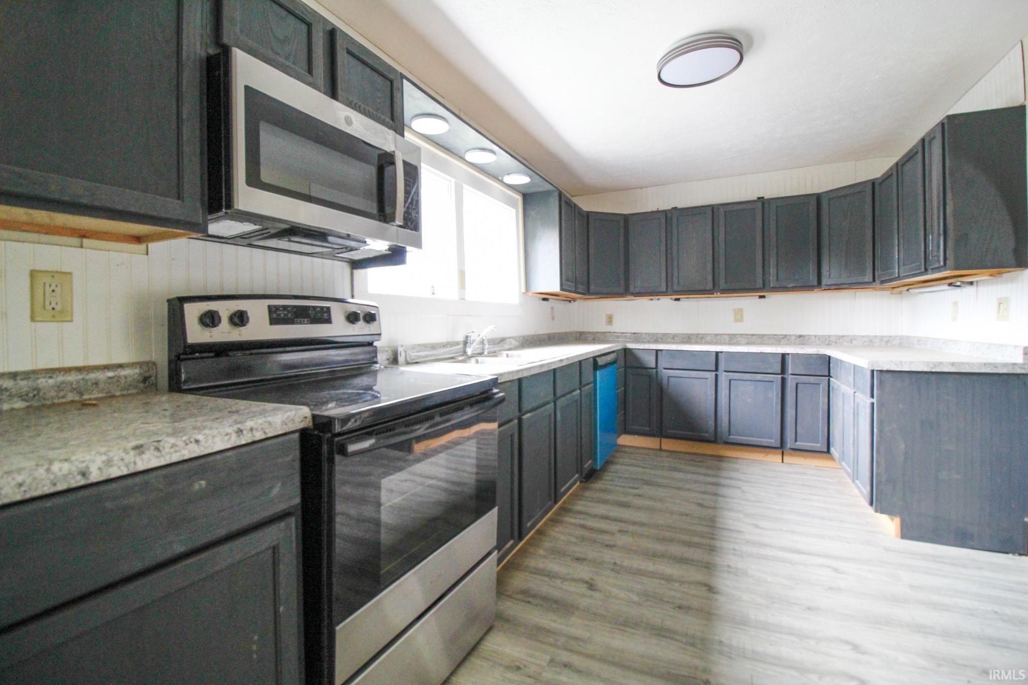 233 East Commerce Street Dunkirk, IN 47336 - Photo 7 of 18