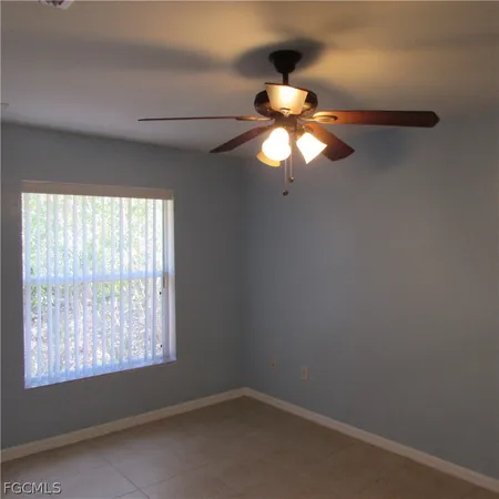 a view of a decorative light in a room