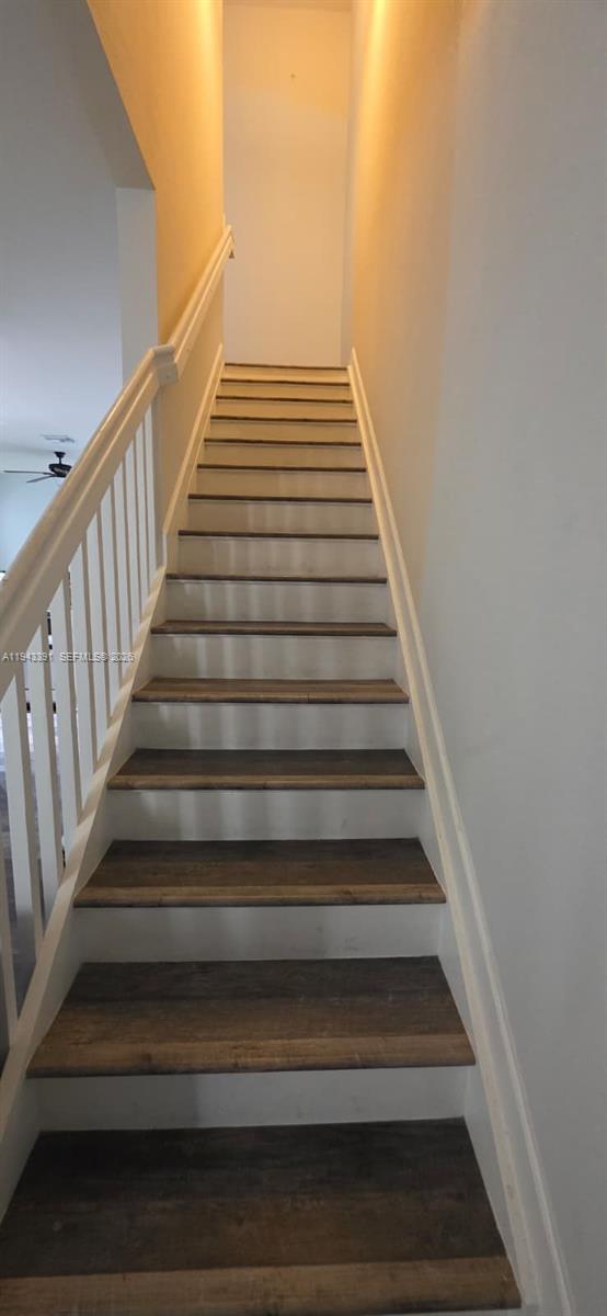 3203 Southeast 7th Street Homestead, FL 33033 - Photo 22 of 44 a view of entryway