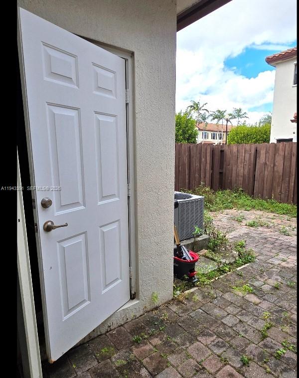 3203 Southeast 7th Street Homestead, FL 33033 - Photo 39 of 44 a view of a backyard with wooden fence
