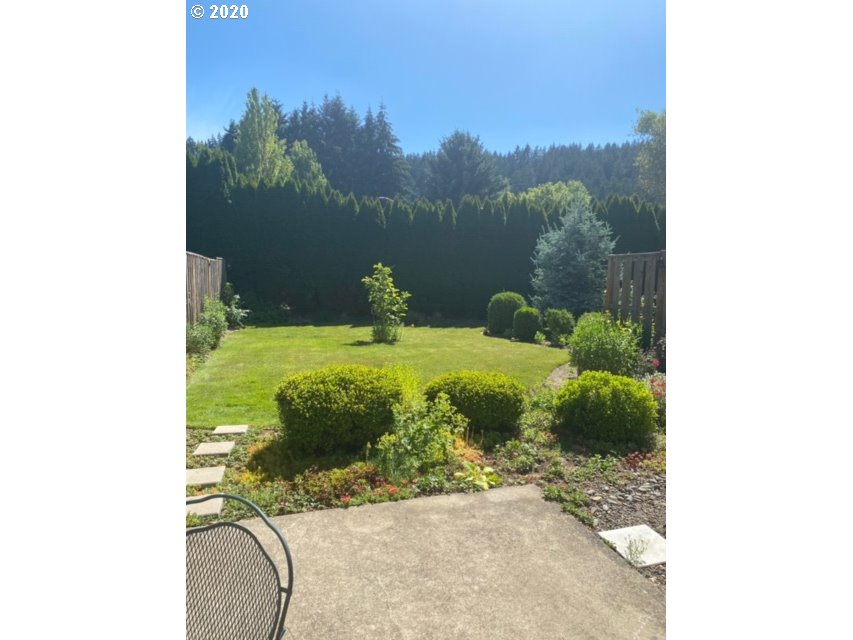 418 Walnut Way Silverton, OR 97381 - Photo 18 of 26