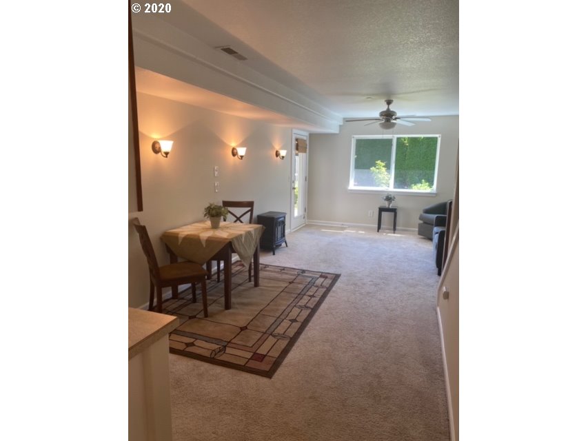 418 Walnut Way Silverton, OR 97381 - Photo 6 of 26