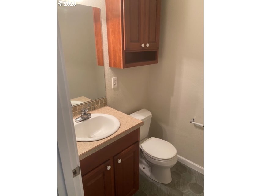 418 Walnut Way Silverton, OR 97381 - Photo 10 of 26