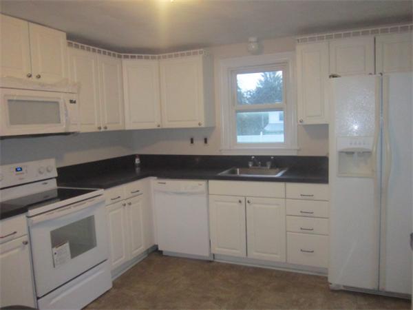 18 Bickford Road Braintree, MA 02184 - Photo 5 of 10