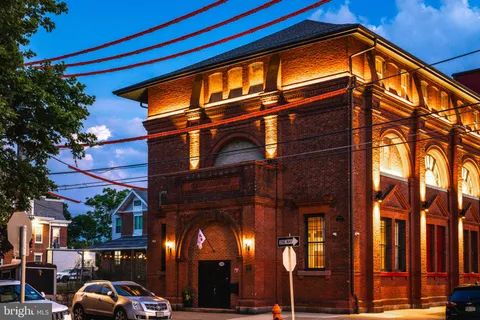 a close up of a street sign