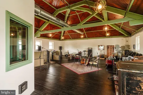 $1,070,000 | 4900 Longshore Avenue, Philadelphia, PA 19135