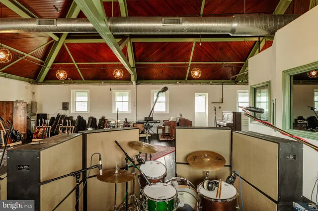 $1,070,000 | 4900 Longshore Avenue, Philadelphia, PA 19135