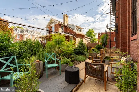 $1,070,000 | 4900 Longshore Avenue, Philadelphia, PA 19135