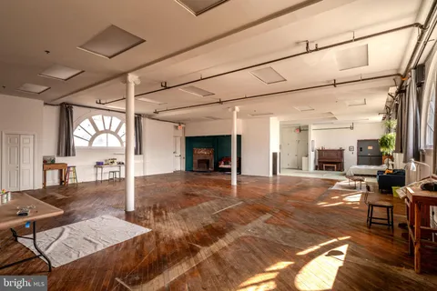 $1,070,000 | 4900 Longshore Avenue, Philadelphia, PA 19135